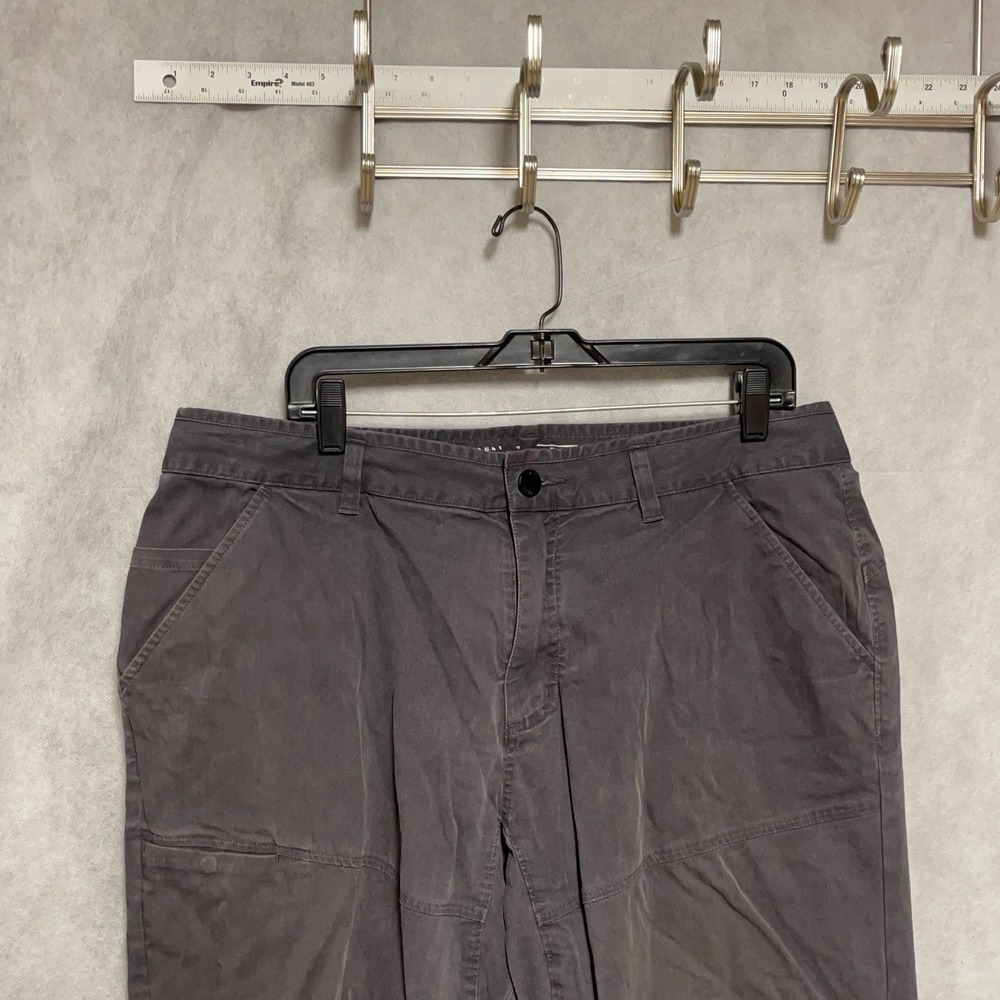 Mountain Hardwear Pants Men 36x28 Gray Hiking Outdoor Articulated Knees OM7985